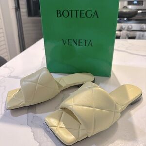 Bottega Veneta Lido Sandal
